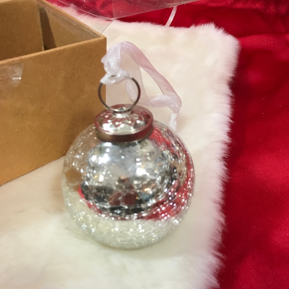 SILVER Mercury Crackled Glass Ball Ornaments 6 - Picture 5 of 5